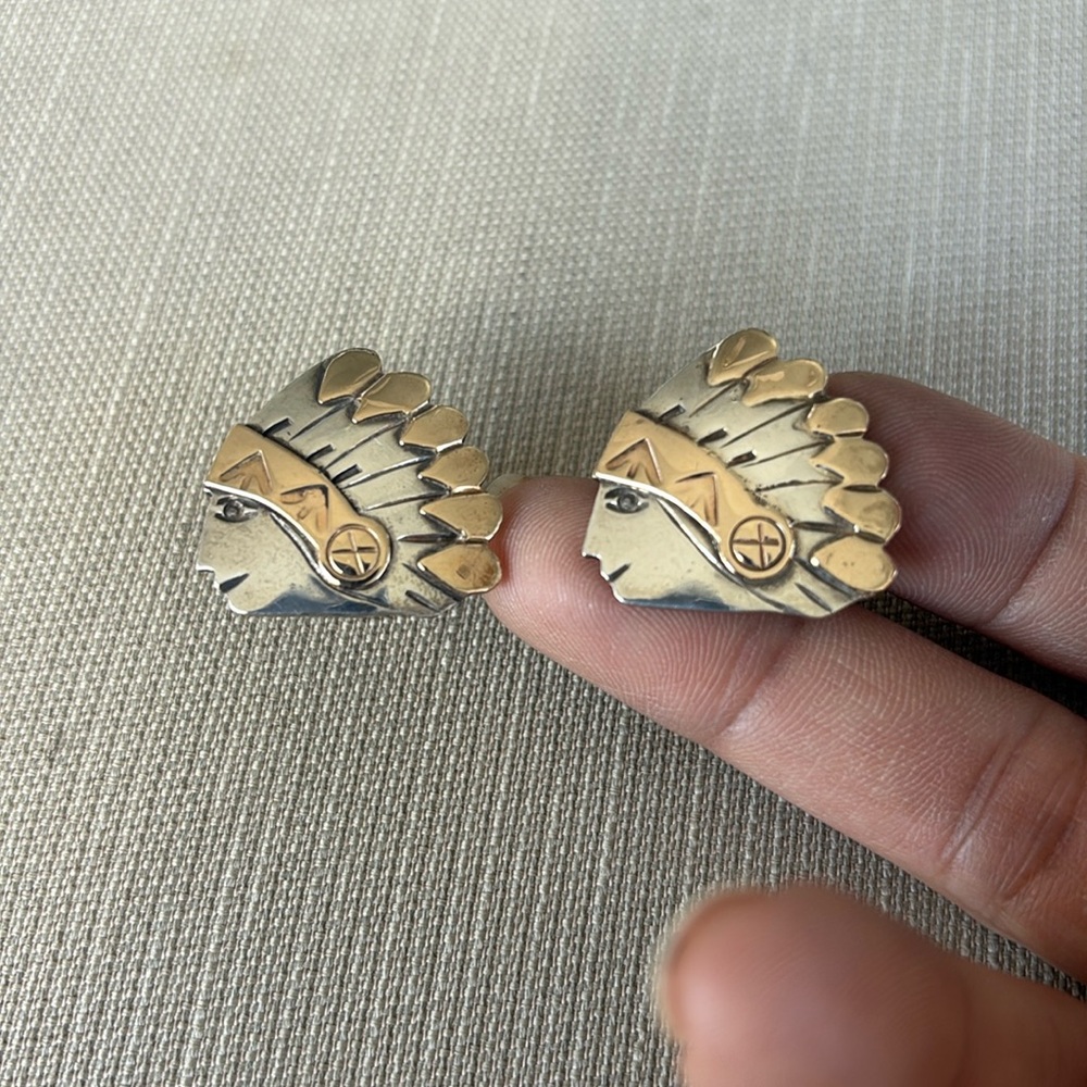 Native American sterling and 14k gold cuff links.